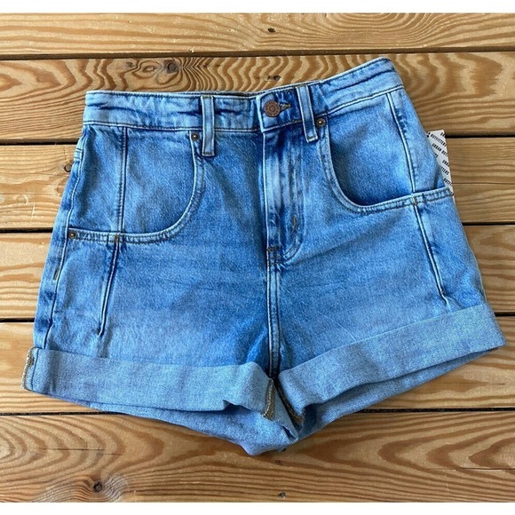 BDG Pants - NWT BDG  Denim Shorts Size 25 Women’s Blue Roll Cuff MSRP $59